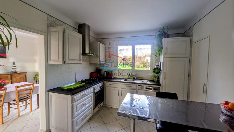 Maison traditionnelle - 123 m² - 5 pièces