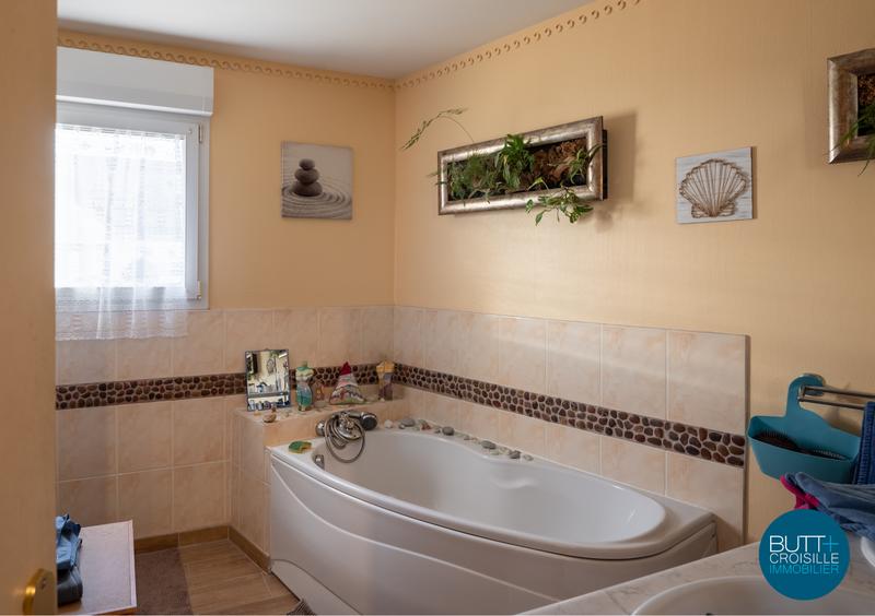 Maison - 117 m² - 7 pièces