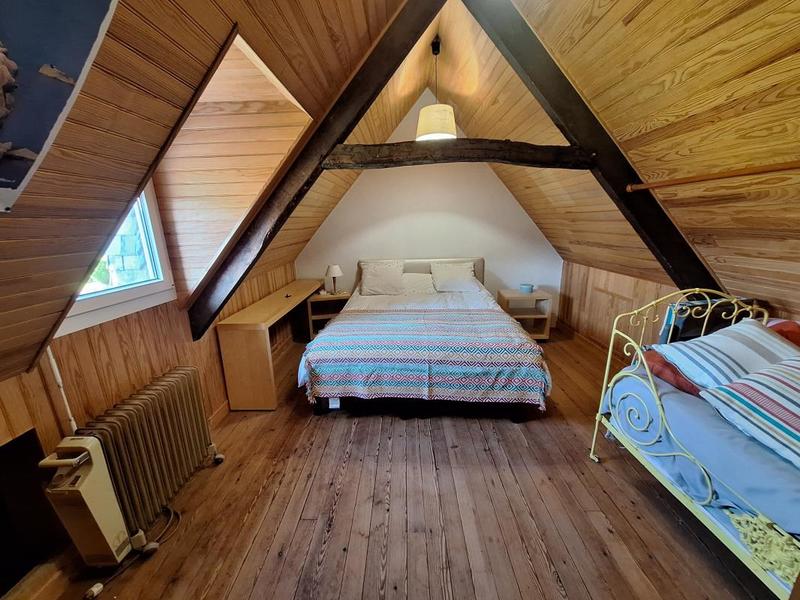 Maison - 90 m² - 5 pièces