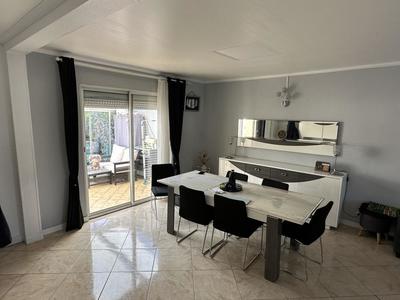 Maison - 150 m² - 6 pièces