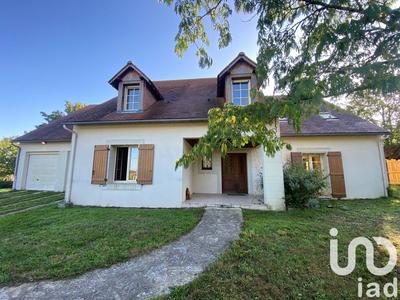 Maison - 260 m² - 8 pièces