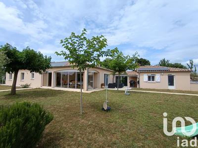 Maison - 198 m² - 8 pièces