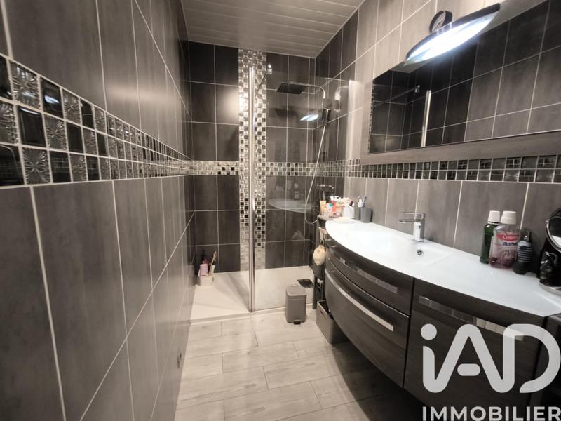 Maison - 103 m² - 5 pièces