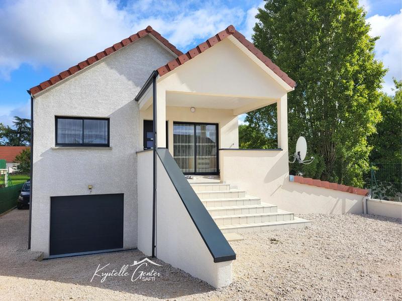 Maison - 130 m² - 7 pièces