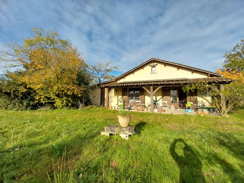 Maison - 95 m² - 4 pièces