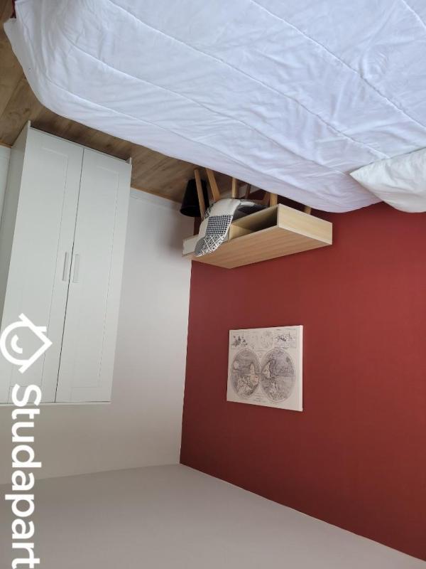 Chambre - 11 m² - 1 pièce