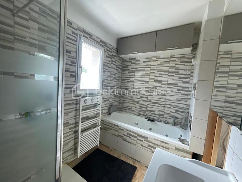 Maison - 127 m² - 7 pièces