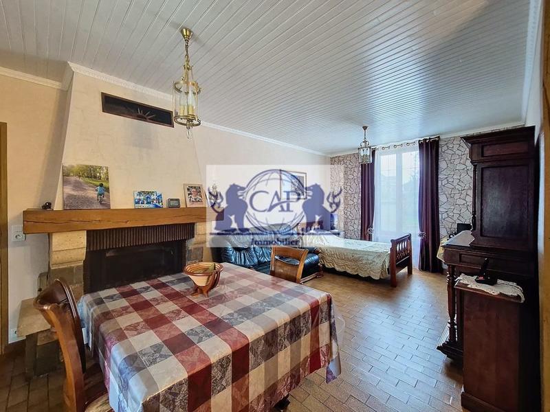 Maison traditionnelle - 145 m² - 5 pièces