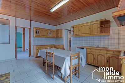 Maison - 184 m² - 6 pièces