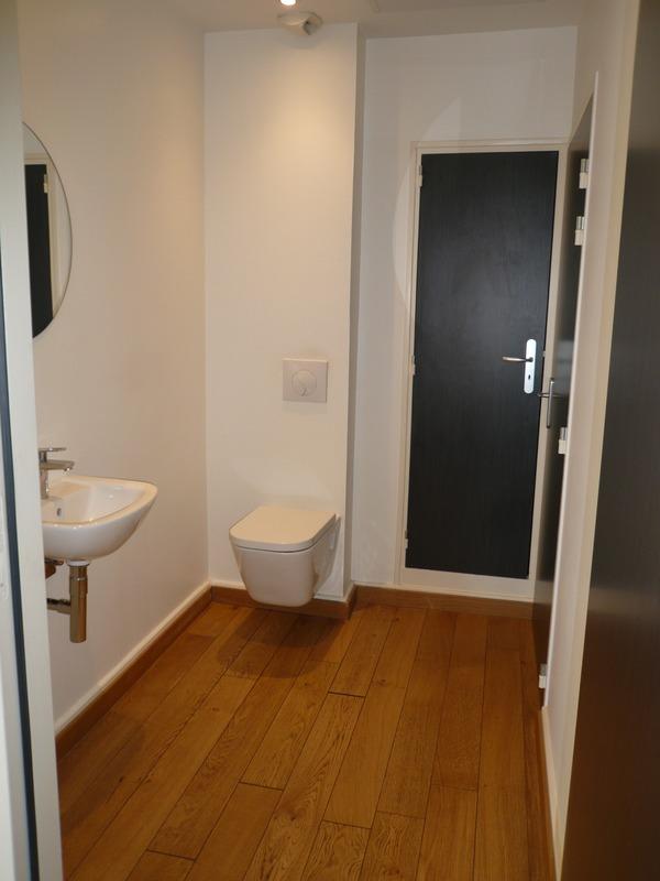 Bureau - 93 m² - 4 pièces