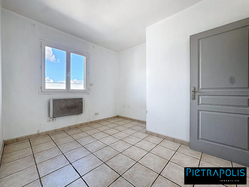 Local d'activités - 104 m² - 4 pièces