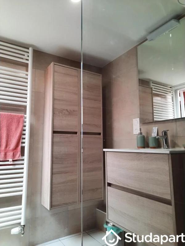 Chambre - 9 m² - 1 pièce