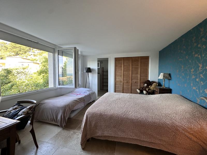 Maison - 192 m² - 5 pièces