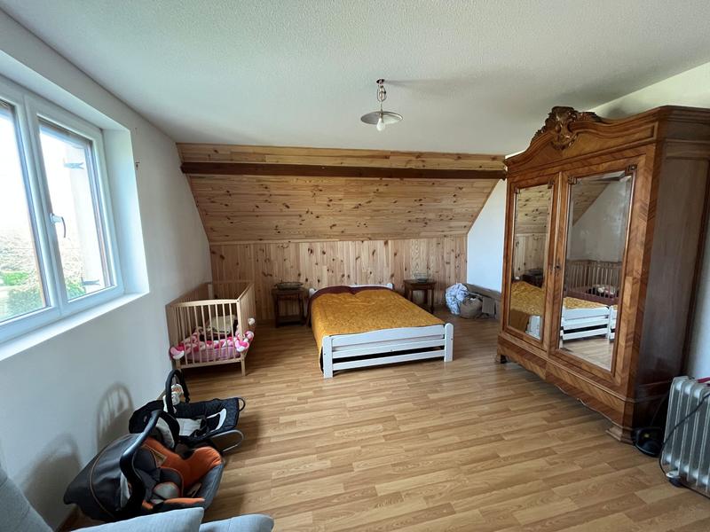 Maison traditionnelle - 186 m² - 9 pièces