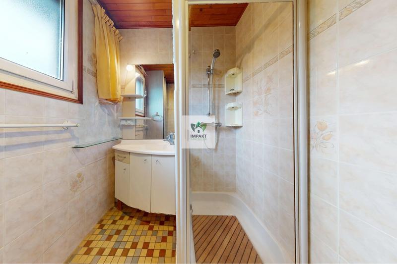 Maison - 111 m² - 6 pièces