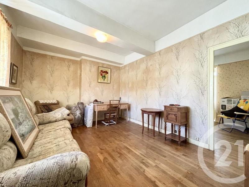 Maison de village - 236 m² - 5 pièces