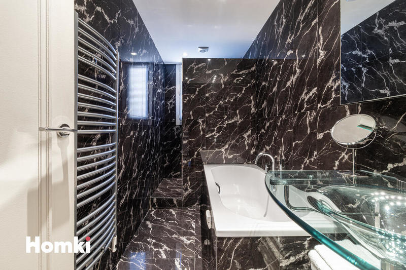 Appartement - 80 m² - 3 pièces