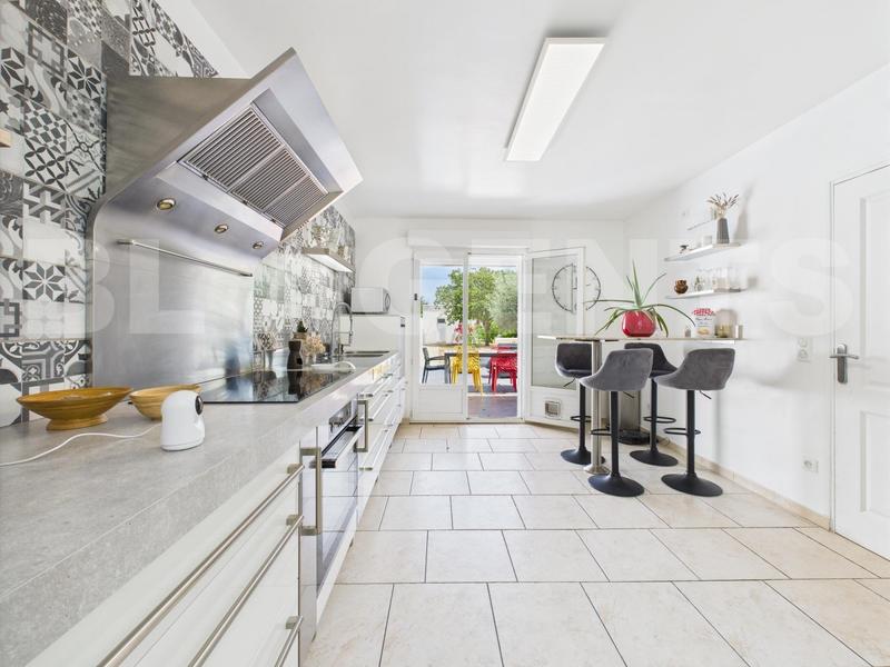 Maison - 147 m² - 6 pièces