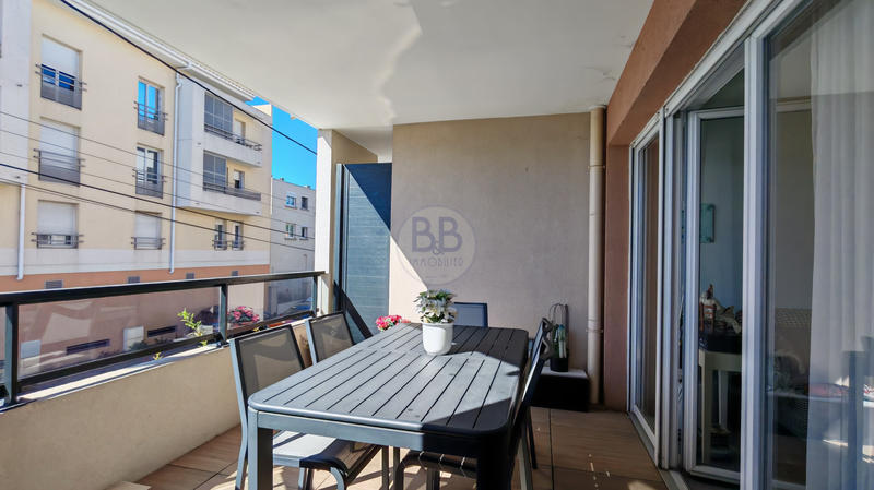 Appartement - 75 m² - 4 pièces