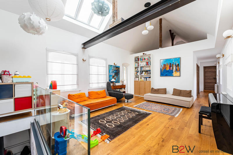 Maison contemporaine - 220 m² - 8 pièces