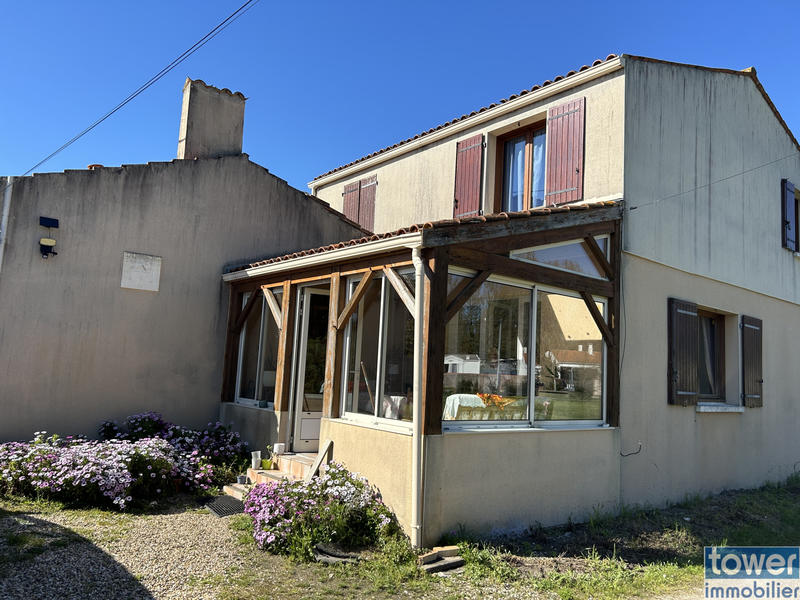 Maison - 122 m² - 5 pièces