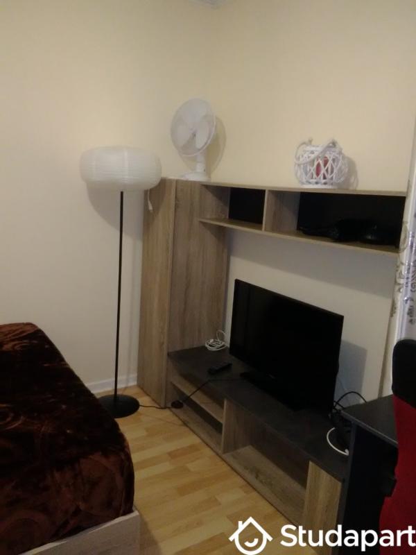 Chambre - 12 m² - 1 pièce