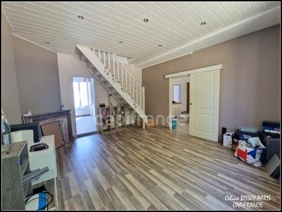 Maison de village - 146 m² - 7 pièces