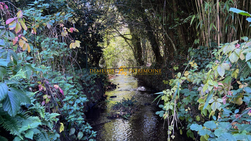 Maison - 304 m² - 7 pièces