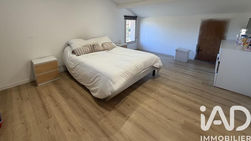 Maison - 200 m² - 6 pièces