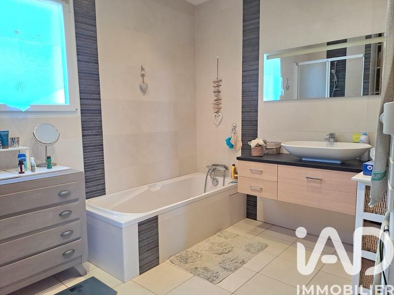 Maison - 128 m² - 4 pièces