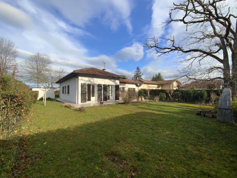 Maison - 93 m² - 4 pièces