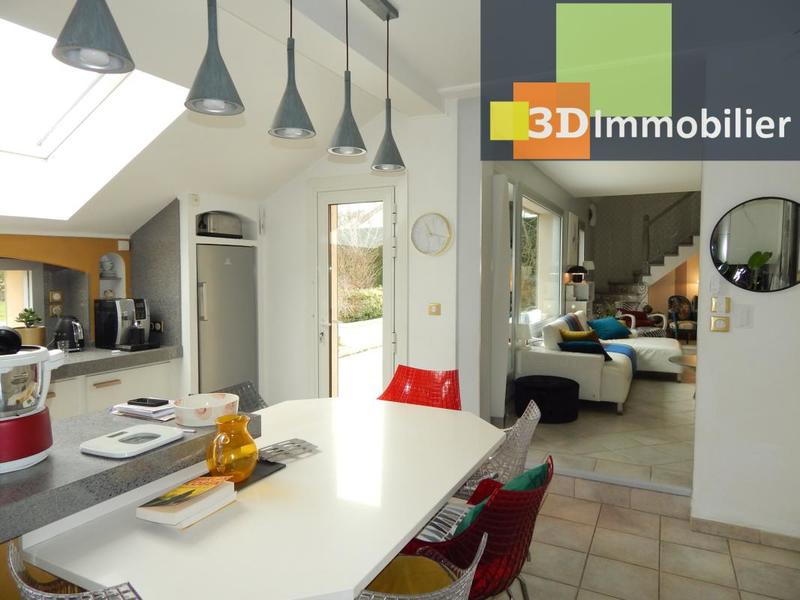 Maison - 147 m² - 8 pièces