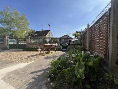 Maison - 120 m² - 5 pièces