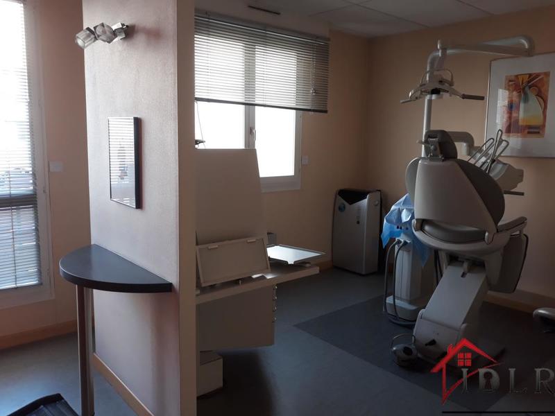 Local commercial - 117 m² - 5 pièces