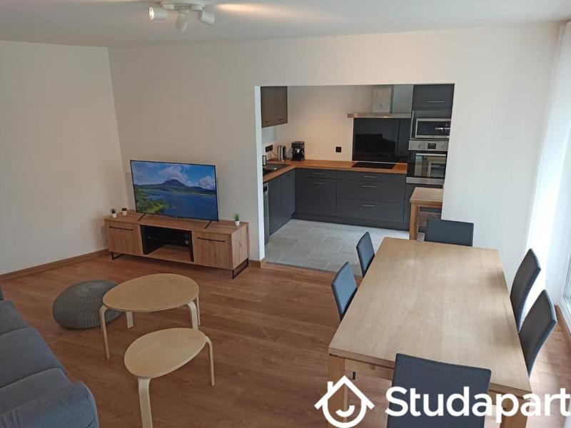 Chambre - 12 m² - 1 pièce