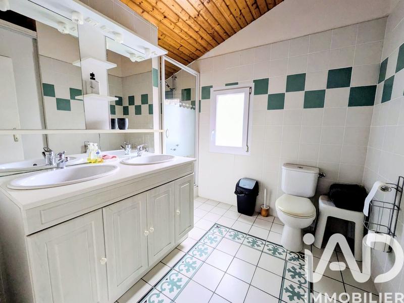 Maison - 178 m² - 8 pièces