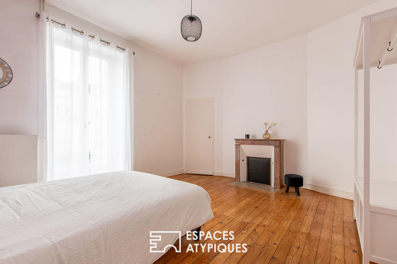 Demeure - 324 m² - 10 pièces