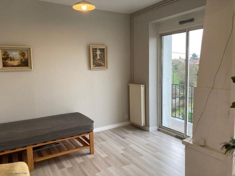 Demeure - 205 m² - 6 pièces