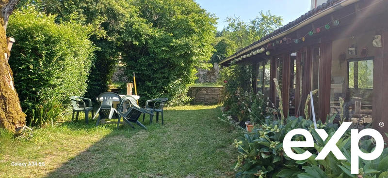 Maison traditionnelle - 88 m² - 4 pièces