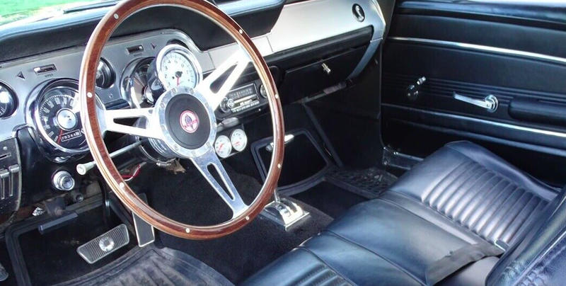 Ford Mustang coupé V8