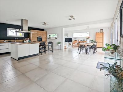Maison - 152 m² - 5 pièces