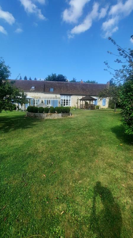 Maison - 261 m² - 9 pièces