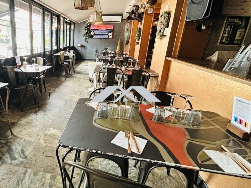 Fonds de commerce - 200 m²