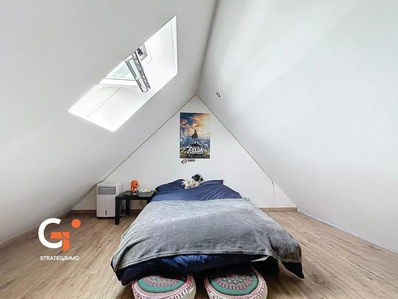 Maison - 253 m² - 8 pièces