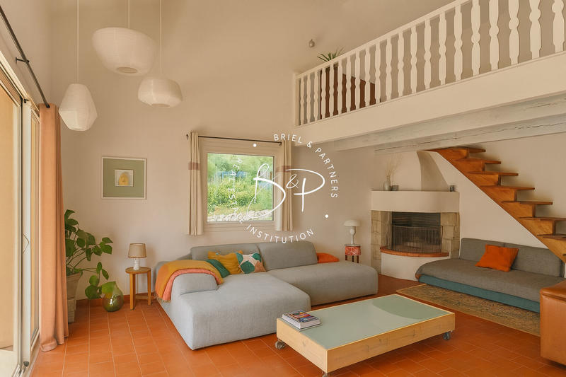 Maison - 140 m² - 7 pièces