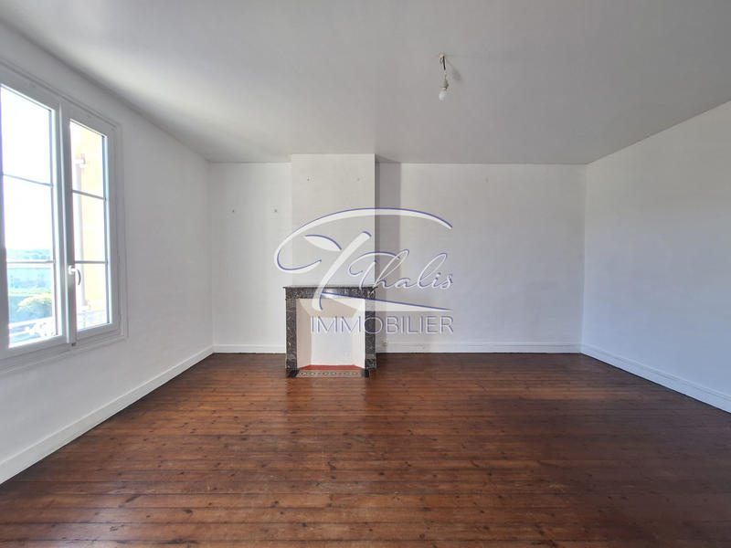 Maison ancienne - 201 m² - 7 pièces