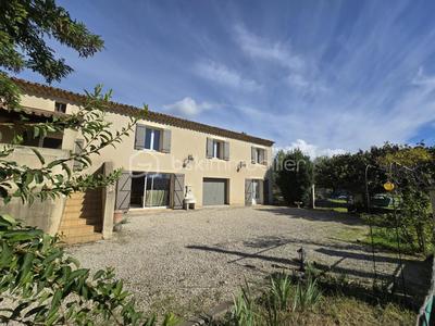 Corps de ferme - 185 m² - 7 pièces