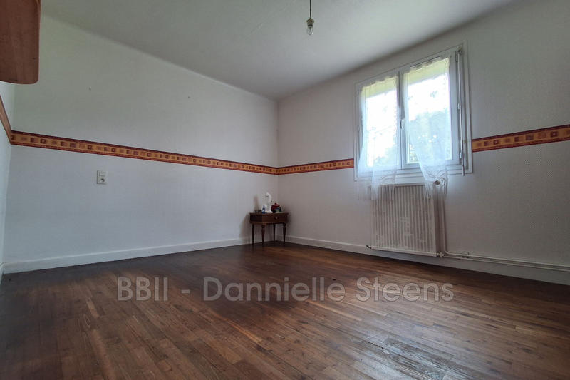 Maison - 216 m² - 10 pièces