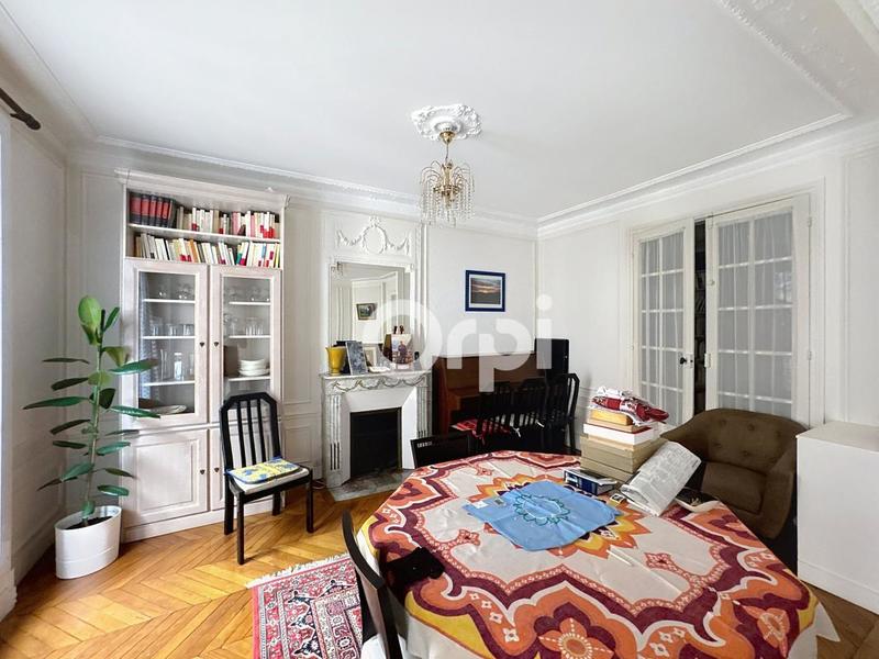 Appartement - 100 m² - 5 pièces