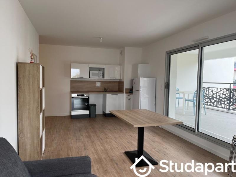 Chambre - 11 m² - 1 pièce